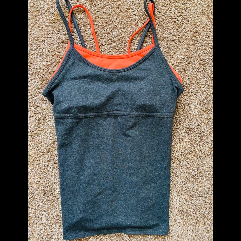 Gap fit tank with attached sports bra
